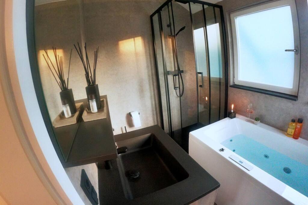 Maisonette Apartment With Jacuzzi Apartment *